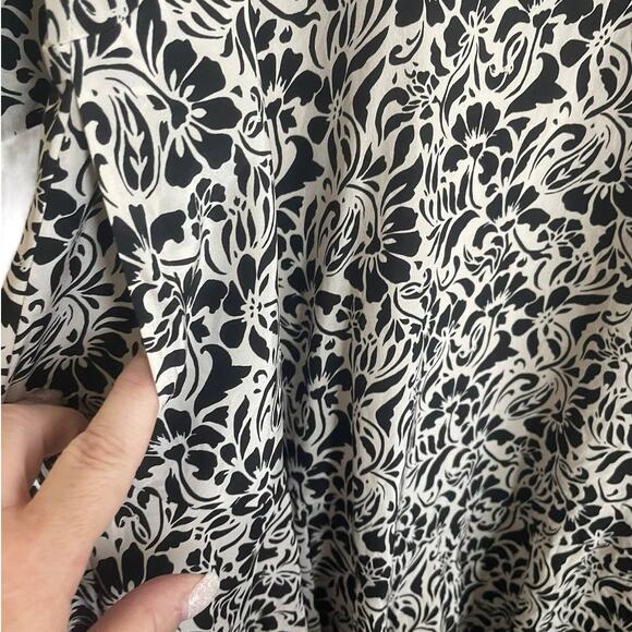 Club Monaco Silk Dress 4 Black White Whimsical Floral Fairy Boho Cottagecore - Picture 6 of 12